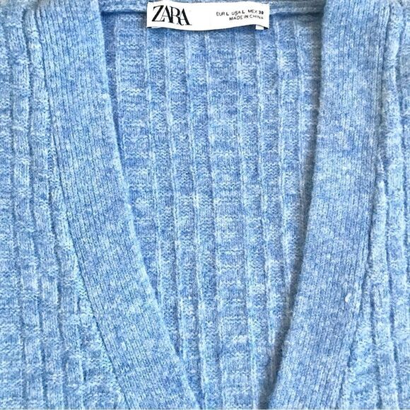 Zara Blue Weave Pattern Cropped Boxy Button Up V Neck Knit Cardigan Sweater - Picture 4 of 14